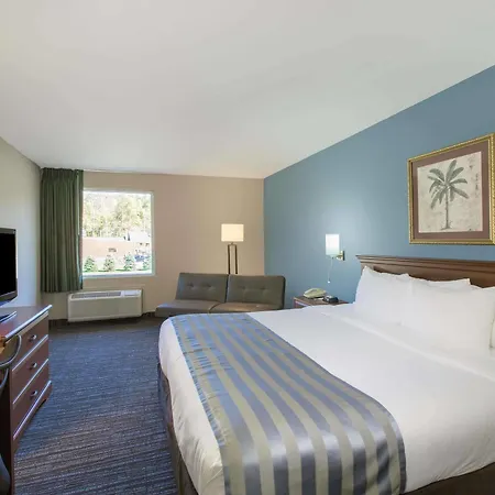 Baymont By Wyndham Bartonsville Poconos Exterior photo