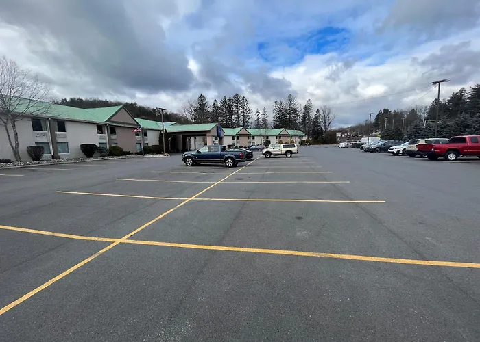 Baymont By Wyndham Bartonsville Poconos