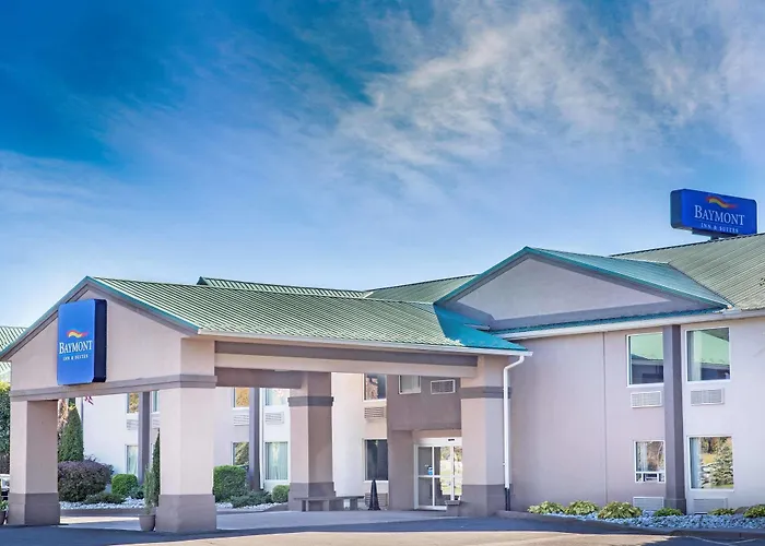 Baymont By Wyndham Bartonsville Poconos
